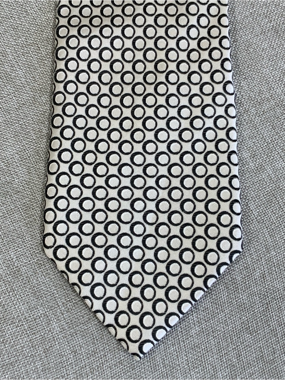 Steven Land Circle Print Silk Tie Black White 62” Handmade - Picture 2 of 6